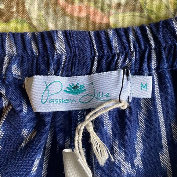 Fair Trade Real Ikat 100% Cotton Breathable Navy Cuffed Shorts M Passion Lilie - Picture 3 of 8